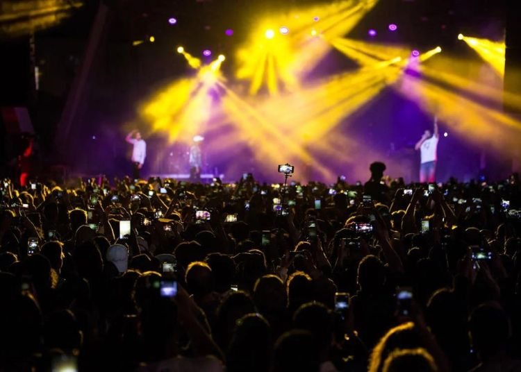 Locandina: Ermal Meta in concerto